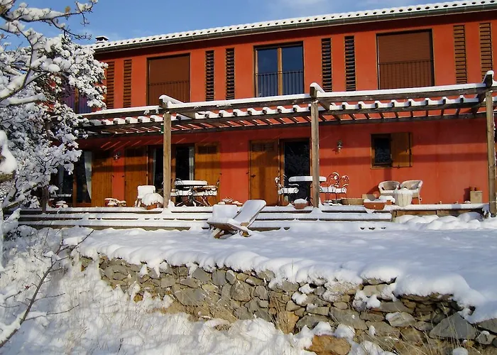 Maison Rouge